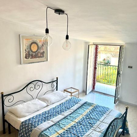Little Sweet Escape Bed & Breakfast Caserta Eksteriør bilde